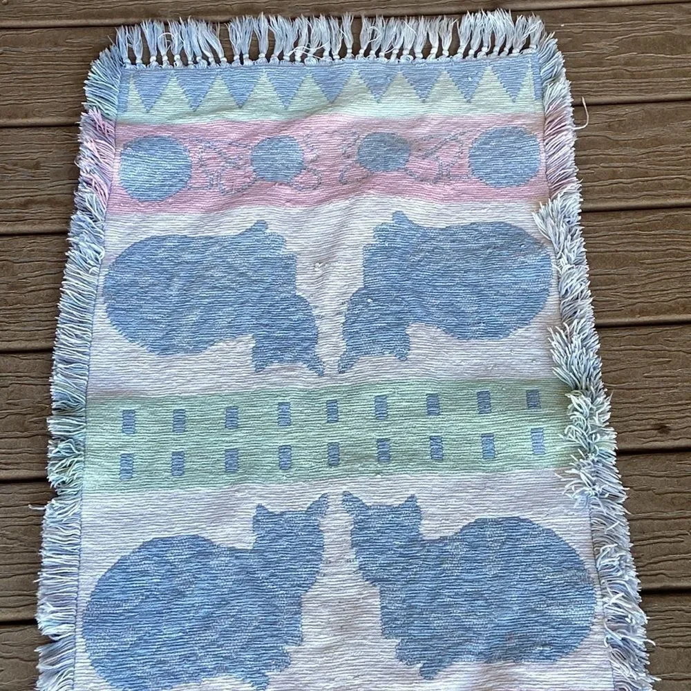 Vintage Baht Mat
